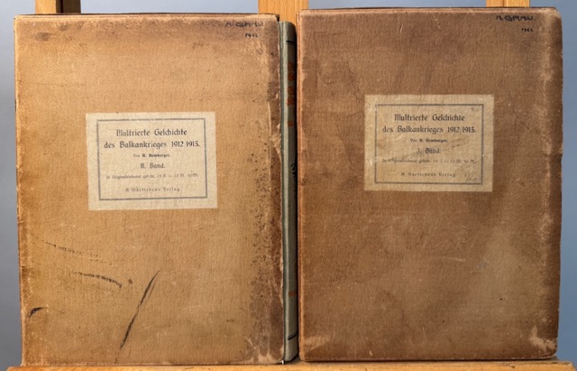 Paar Bücher Balkankrieg