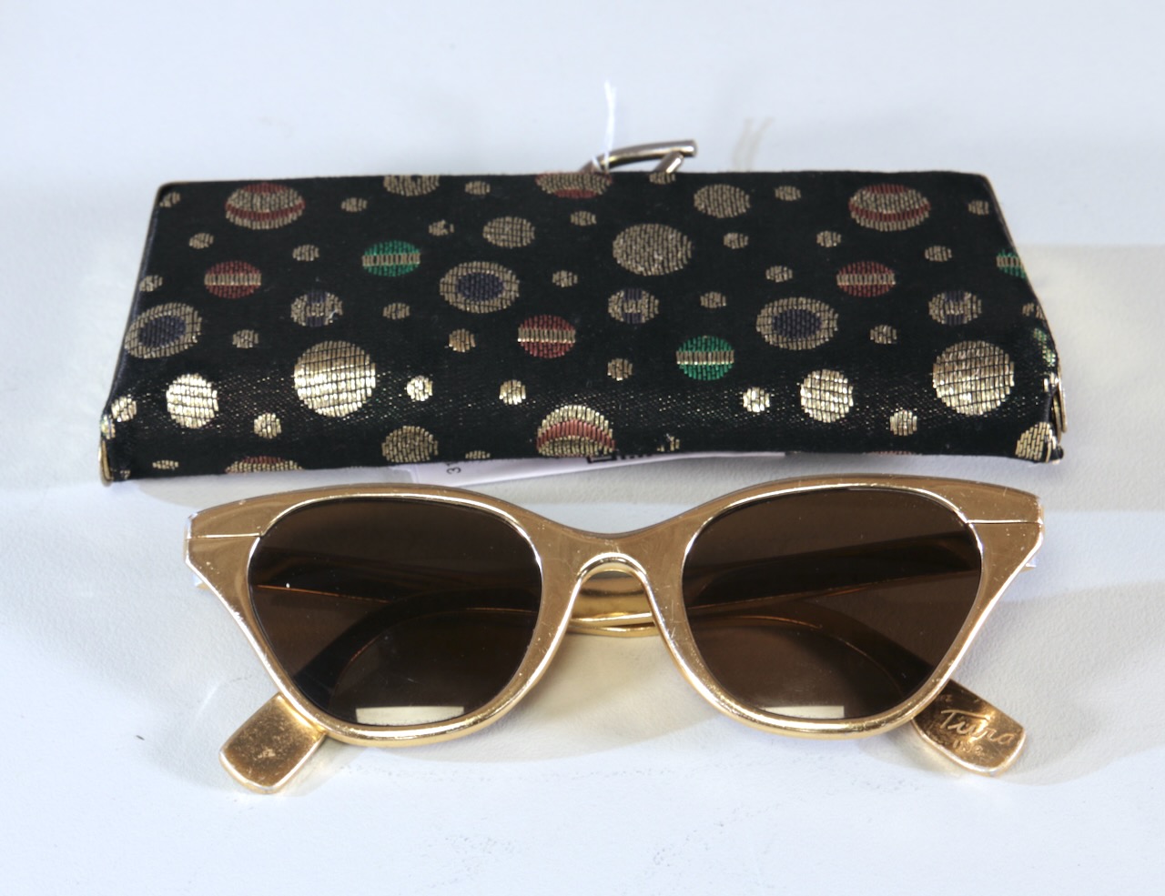 Sonnenbrille von Tura USA