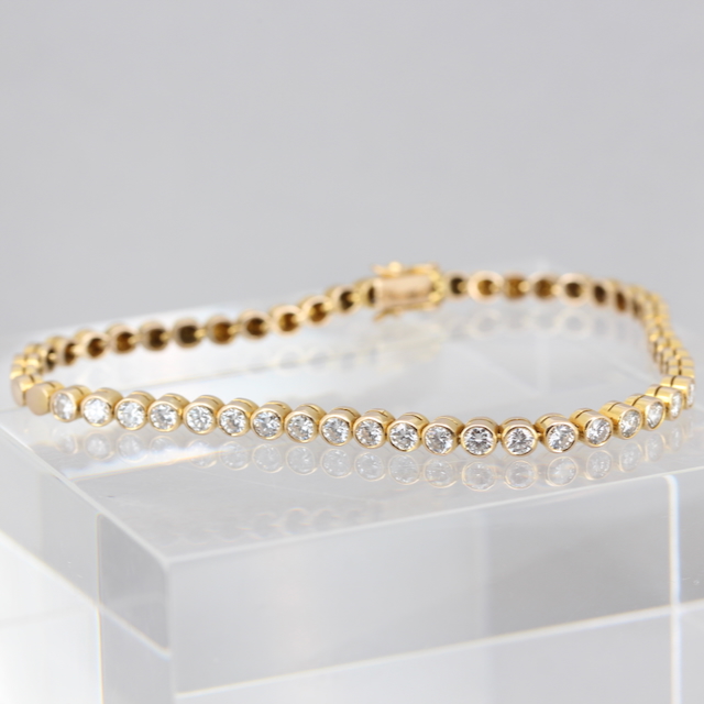 Armband mit Brillanten