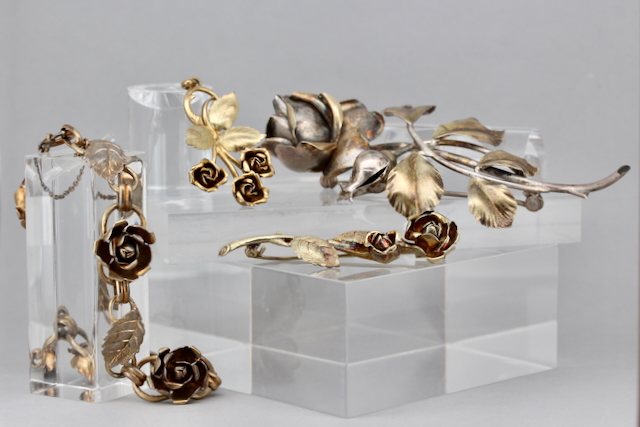 Schmuckset mit Rosen