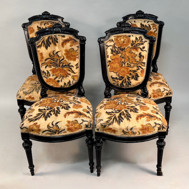 vier Salon Stühle, Louis XV, schwarz, 18 Jh., Frankreich