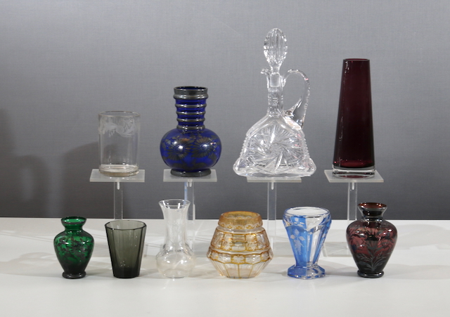Konvolut Glasbecher und Vasen