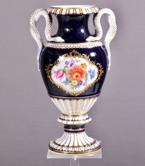 Porzellan-Schlangenvase Meissen